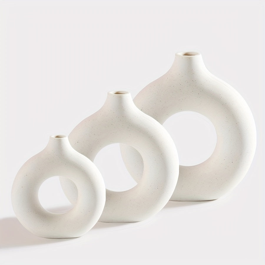 ROUND VASE