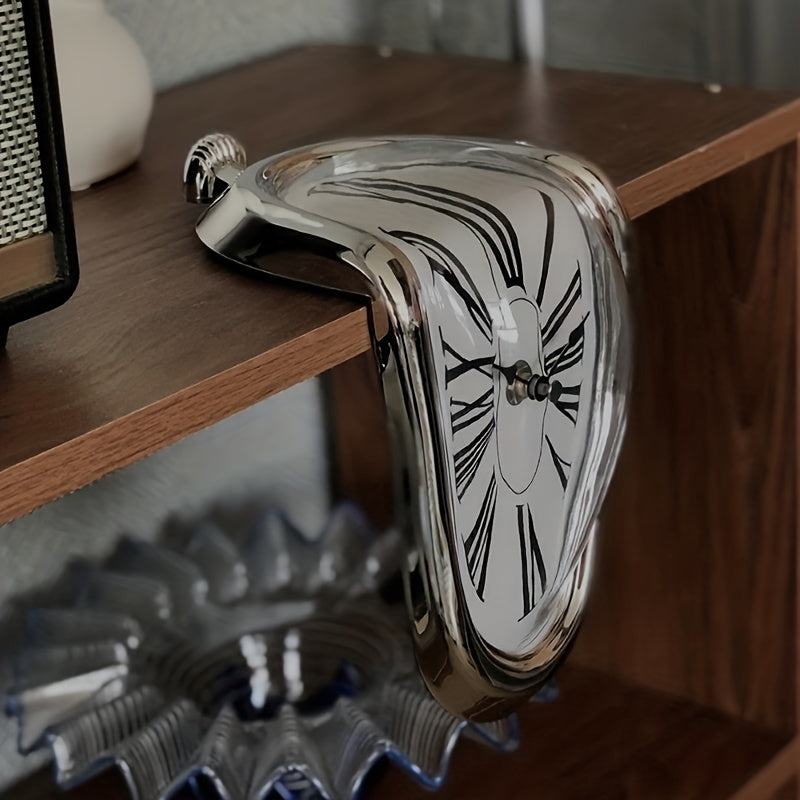 MELTING CLOCK