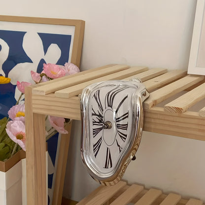 MELTING CLOCK