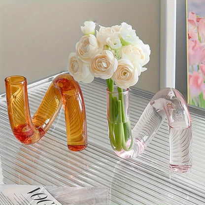 CURVY VASE